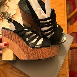 Vince Camuto  Platform Wooden Black Suede Sandals. VC- ONIS 8.5